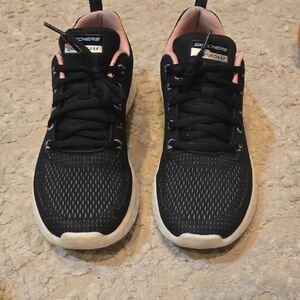 Skechers Black and Light Pink Sneakers